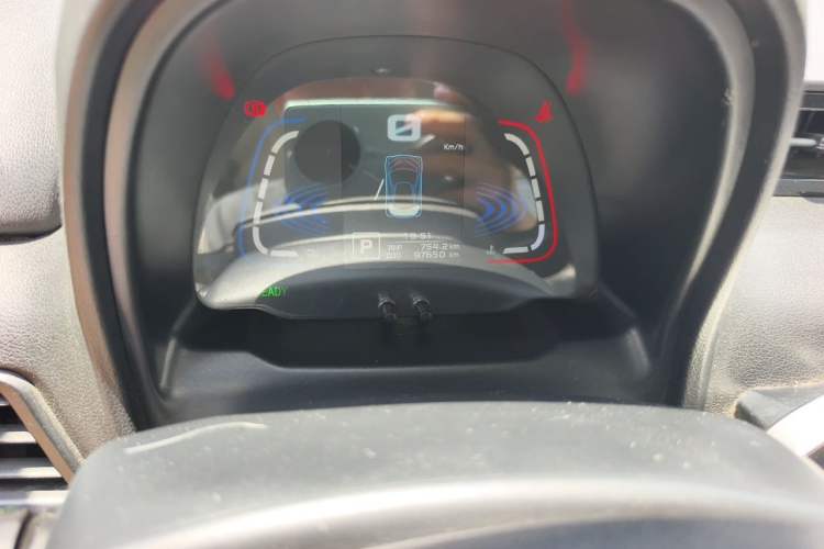 Used Zotye E200 2018 Pro Model Odometer Close Up