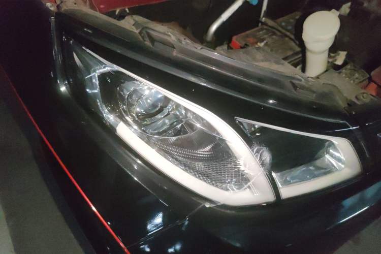 Used Zotye E200 2018 Pro Model Right Front Headlight