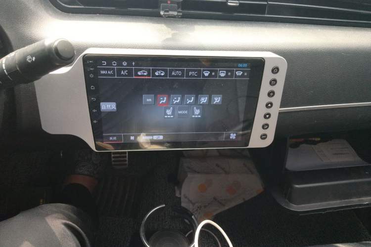 Used Zotye E200 2018 Flying Fish Model Audio And AC Panel
