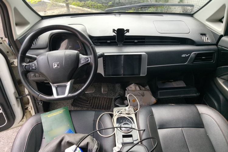 Used Zotye E200 2018 Flying Fish Model Center Console