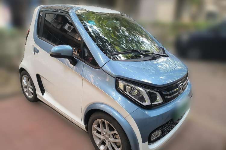 Used Zotye E200 2018 Pro Model Front Right 45 Deg