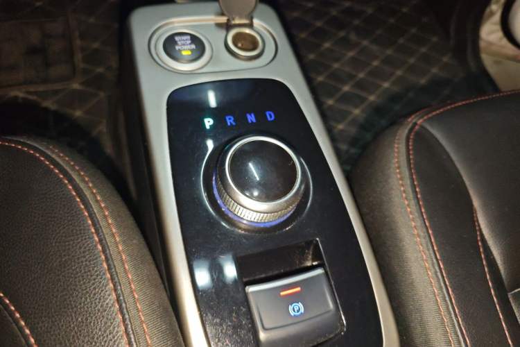 Used Zotye E200 2018 Pro Model Gear Lever