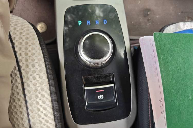 Used Zotye E200 2018 Pro Model Gear Lever