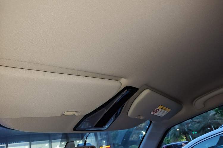 Used Zotye E200 2018 Flying Fish Model Headliner