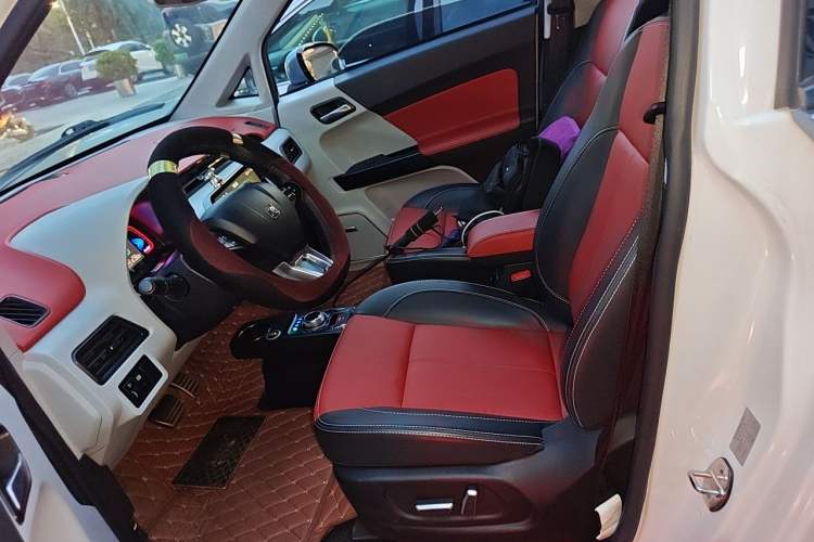 Used Zotye E200 2018 Flying Fish Model Left Front Seat