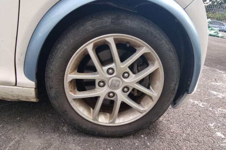 Used Zotye E200 2018 Flying Fish Model Right Front Wheel Hub