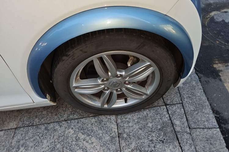 Used Zotye E200 2018 Flying Fish Model Right Front Wheel Hub