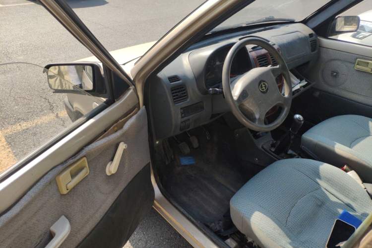 Used Zotye Jiangnan TT 2010 0.8L Comfort Version Driver Seat