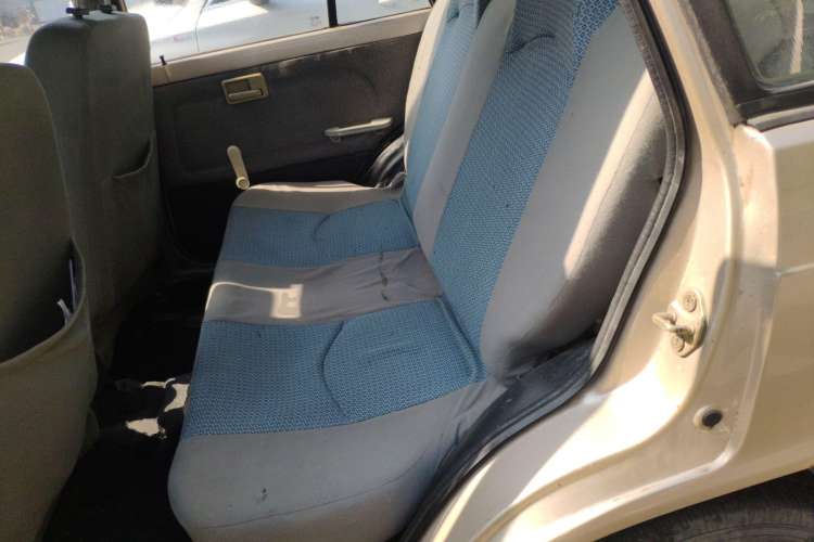 Used Zotye Jiangnan TT 2010 0.8L Comfort Version Left Rear Seat