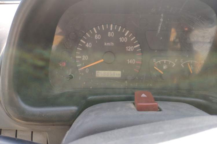 Used Zotye Jiangnan TT 2010 0.8L Comfort Version Odometer Close Up