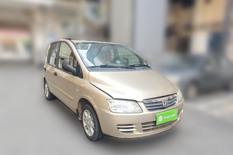 Used Zotye M300 2010 1.6L Gasoline Standard Edition 5 Seats Front Right 45 Deg