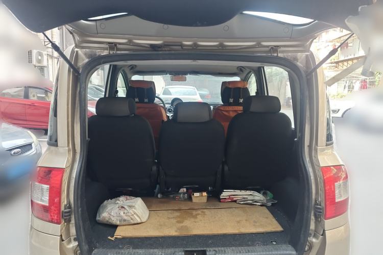 Used Zotye M300 2010 1.6L Gasoline Standard Edition 5 Seats Trunk