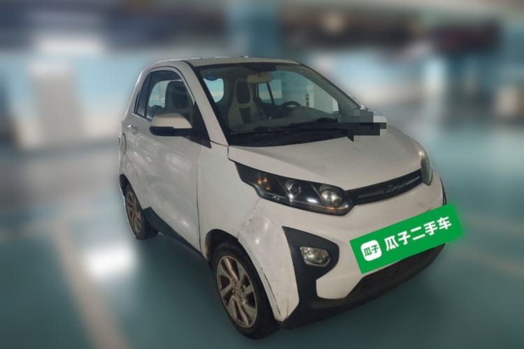 Used Zotye Sesame 2016 E30 Standard Model Front Right 45 Deg