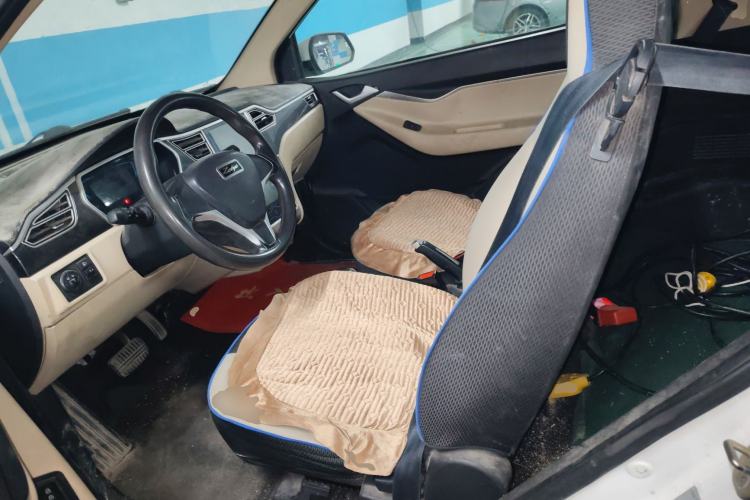 Used Zotye Sesame 2016 E30 Standard Model Left Front Seat