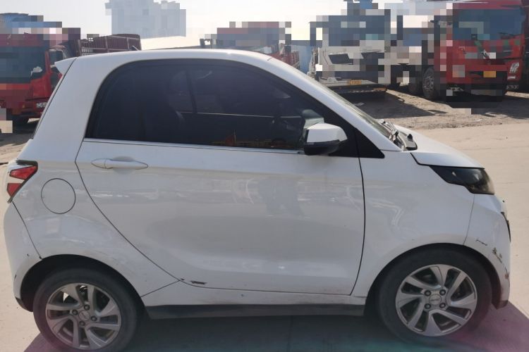 Used Zotye Sesame 2017 Standard Model Exterior 2