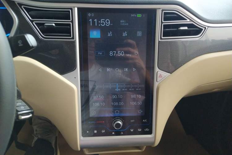 Used Zotye Sesame 2018 eZ Wing Edition Audio And AC Panel