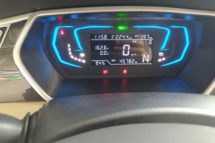 Used Zotye Sesame 2018 eZ Wing Edition Odometer Close Up