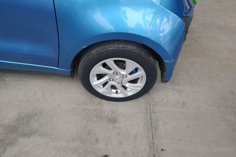 Used Zotye Sesame 2018 eZ Wing Edition Right Front Wheel Hub