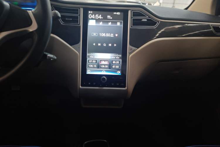 Used Zotye Sesame 2018 eZ Wing Edition Audio And AC Panel