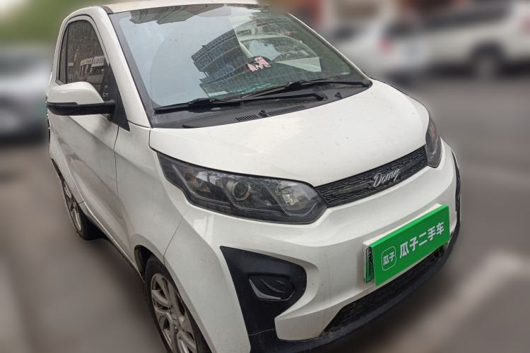 Used Zotye Sesame 2018 eZ Wing Edition Front Right 45 Deg