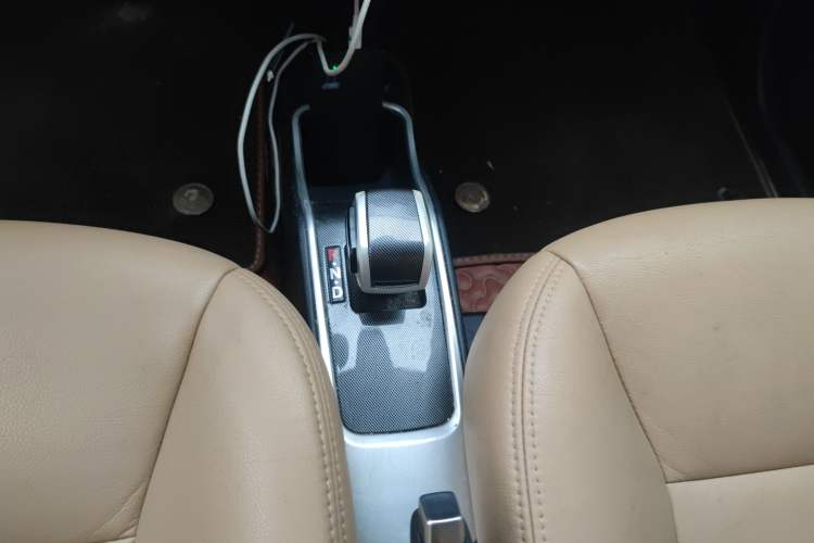 Used Zotye Sesame 2018 eZ Wing Edition Gear Lever
