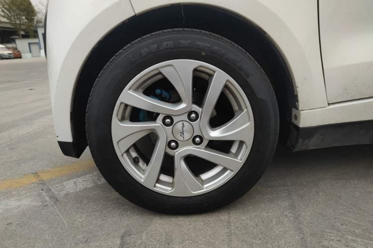 Used Zotye Sesame 2018 eZ Wing Edition Left Front Wheel Hub