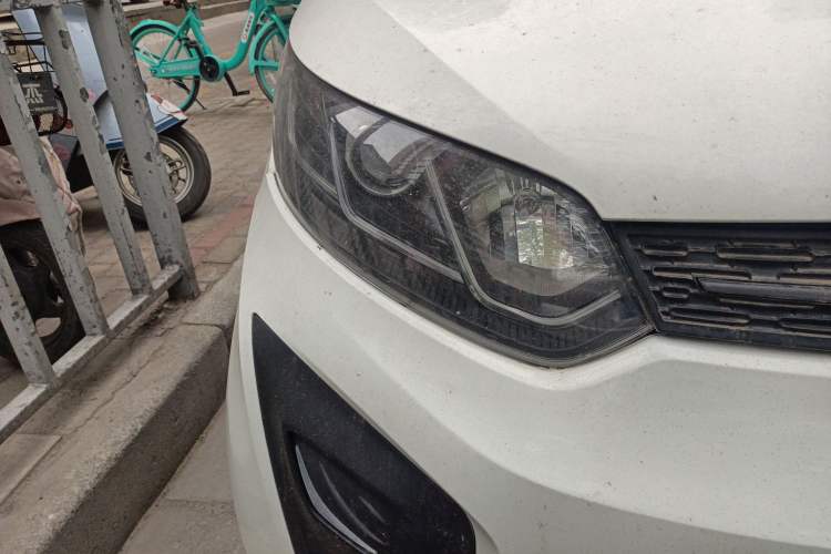 Used Zotye Sesame 2018 eZ Wing Edition Right Front Headlight