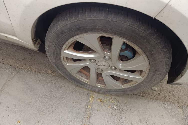 Used Zotye Sesame 2018 eZ Wing Edition Right Front Wheel Hub