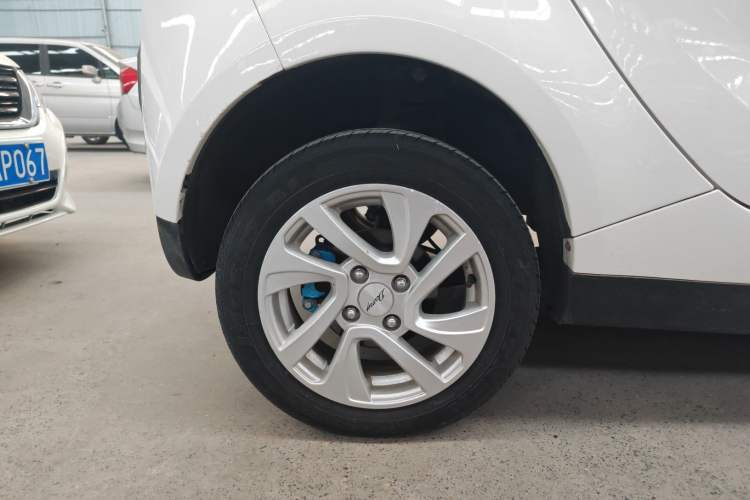 Used Zotye Sesame 2018 eZ Wing Edition Right Rear Wheel Hub