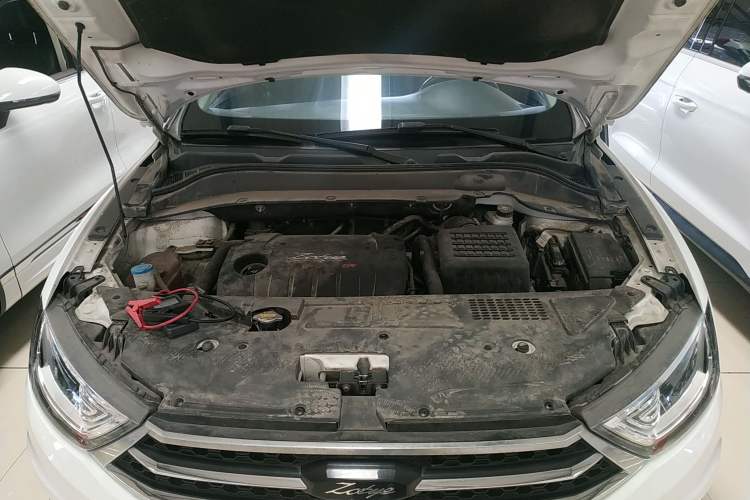 Used Zotye SR7 2017 1.5T CVT Cube Heart Edition Engine Bay