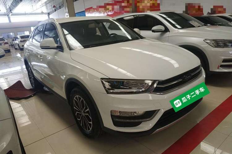 Used Zotye SR7 2017 1.5T CVT Cube Heart Edition Front Right 45 Deg