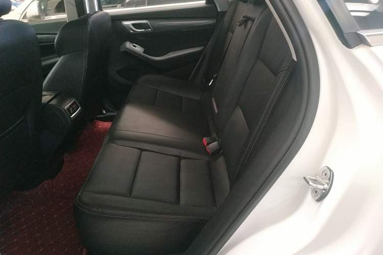 Used Zotye SR7 2017 1.5T CVT Cube Heart Edition Left Rear Seat