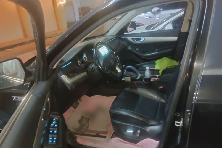 Used Zotye SR7 2016 1.5T CVT Cube Heart Edition China V Standard Driver Seat
