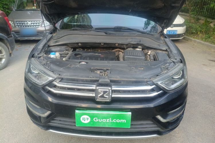 Used Zotye SR7 2016 1.5T Manual Cube Heart Edition China IV Standard Engine Bay