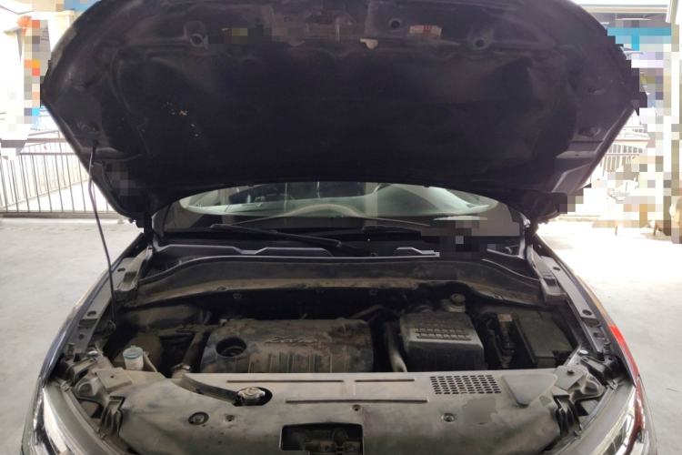 Used Zotye SR7 2016 1.5T Manual Cube Heart Edition China IV Standard Engine Bay