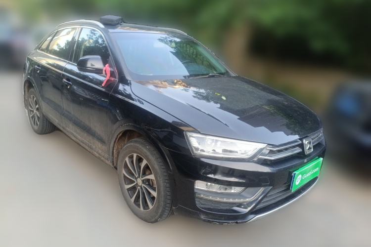 Used Zotye SR7 2016 1.5T Manual Cube Heart Edition China IV Standard Front Right 45 Deg