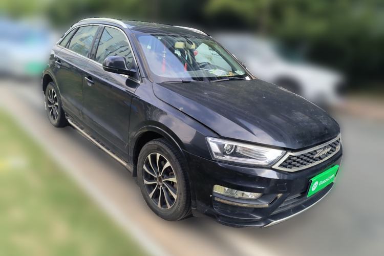 Used Zotye SR7 2016 1.5T CVT Cube Heart Edition China V Standard Front Right 45 Deg