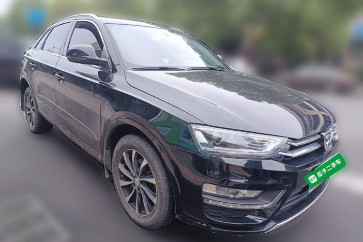 Used Zotye SR7 2016 1.5T CVT Cube Heart Edition China V Standard Front Right 45 Deg
