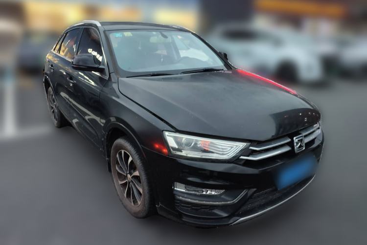 Used Zotye SR7 2016 1.5T CVT Cube Heart Edition China V Standard Front Right 45 Deg