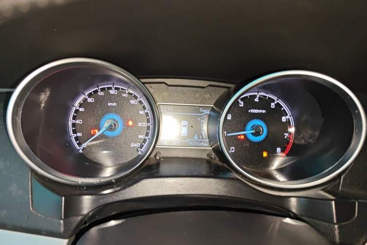 Used Zotye SR7 2016 1.5T Manual Cube Road Edition China V Standard Instrument Cluster