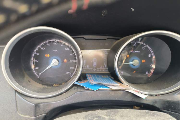 Used Zotye SR7 2016 1.5T CVT Cube Heart Edition China V Standard Instrument Cluster