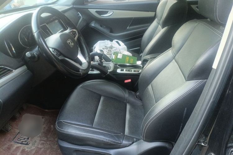 Used Zotye SR7 2016 1.5T Manual Cube Heart Edition China IV Standard Left Front Seat
