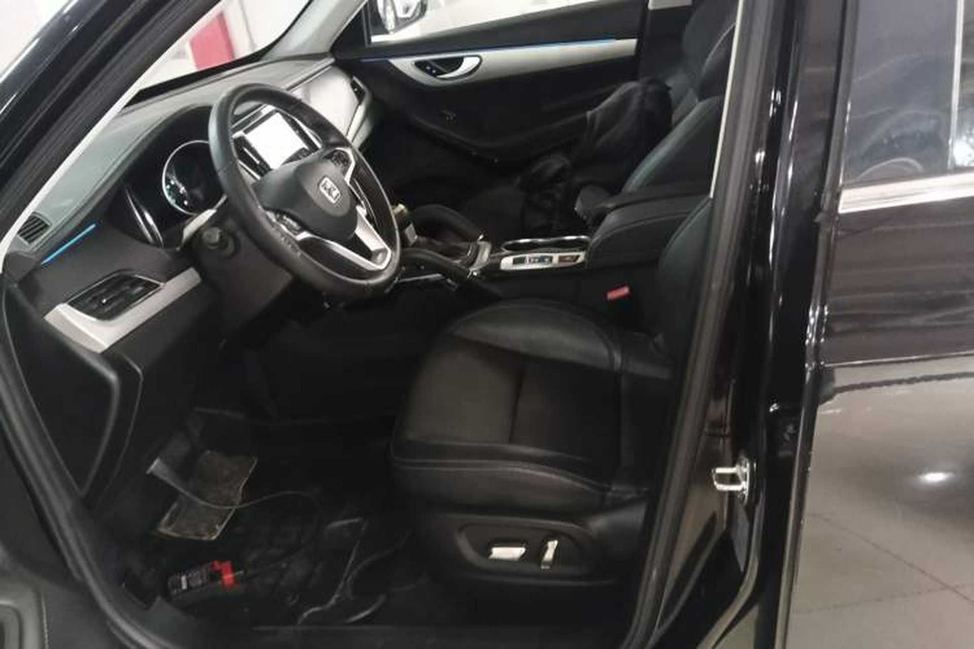 Used Zotye SR7 2016 1.5T CVT Cube Heart Edition China V Standard Left Front Seat