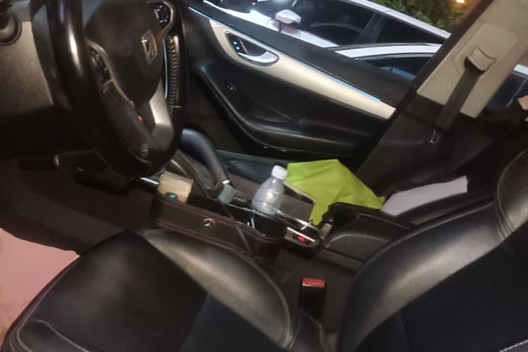 Used Zotye SR7 2016 1.5T CVT Cube Heart Edition China V Standard Left Front Seat
