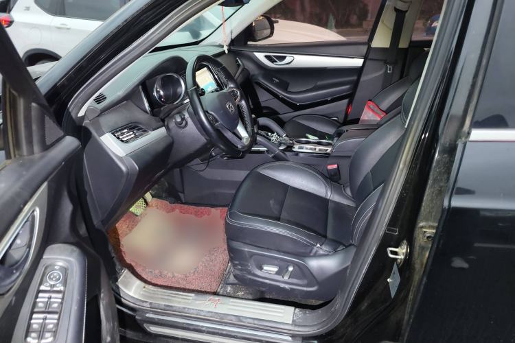 Used Zotye SR7 2016 1.5T CVT Cube Heart Edition China V Standard Left Front Seat