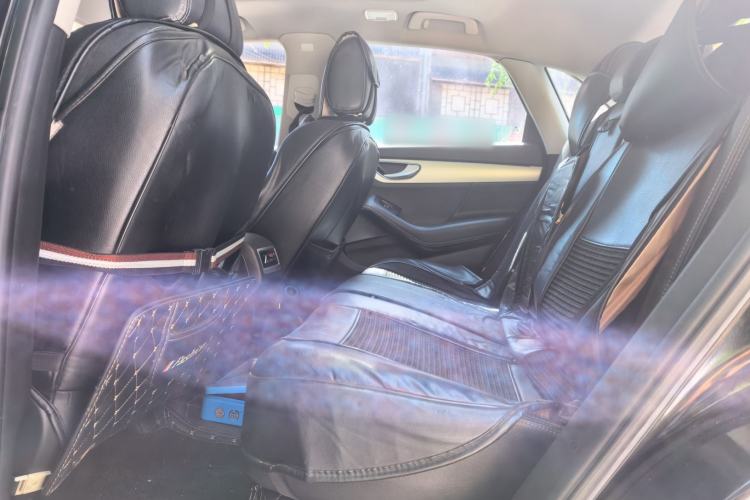 Used Zotye SR7 2016 1.5T Manual Cube Heart Edition China IV Standard Left Rear Seat