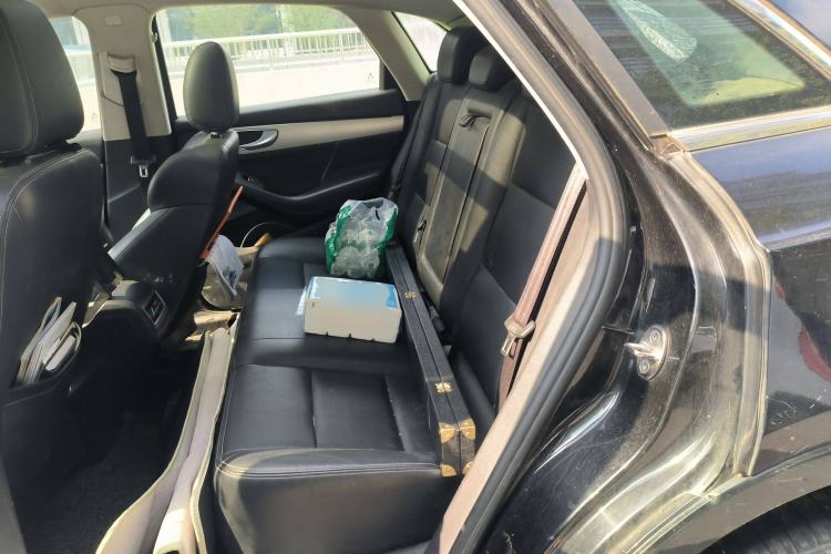 Used Zotye SR7 2016 1.5T CVT Cube Heart Edition China V Standard Left Rear Seat