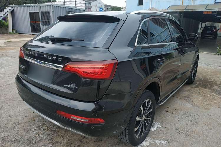 Used Zotye SR7 2016 1.5T Manual Cube Road Edition China V Standard Rear Right 45 Deg