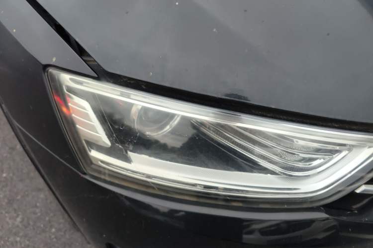 Used Zotye SR7 2016 1.5T CVT Cube Heart Edition China V Standard Right Front Headlight