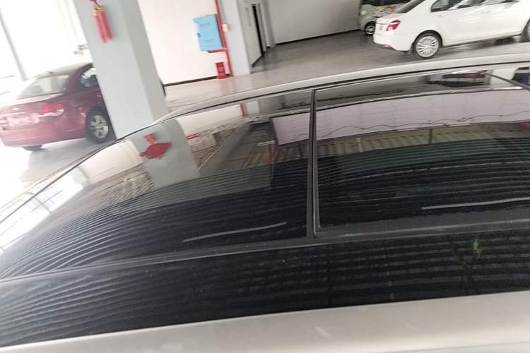 Used Zotye SR7 2016 1.5T CVT Cube Heart Edition China V Standard Roof
